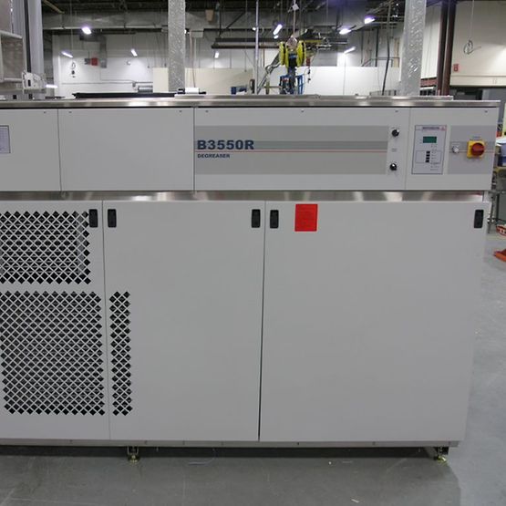 Branson B-Series Ultrasonic Solvent Vapor Degreasers Model B3550R